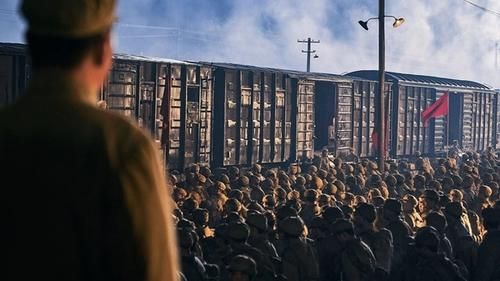 Китайская цензура не пропускает фильмы, подрывающие национальное единство или социалистическую систему; "искажение истории” и "пропаганду негативного взгляда на жизнь”